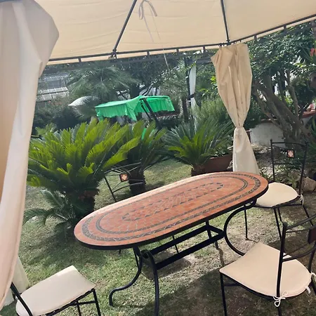 Casa de hóspedes Claro De Luna 4*