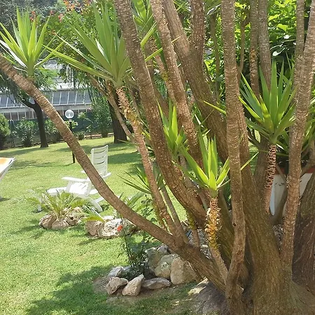 Claro De Luna Bed and breakfast