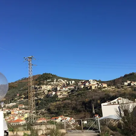 住宿加早餐酒店 克拉罗卢纳住宿加早餐旅馆 3*