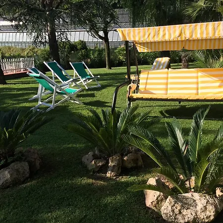 克拉罗卢纳住宿加早餐旅馆