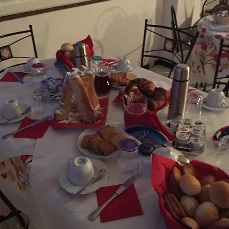 Claro De Luna Bed and breakfast 3*