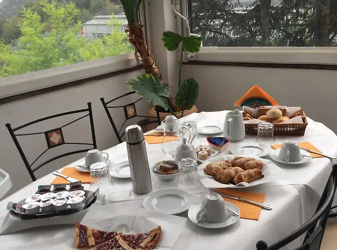 Claro De Luna Bed & Breakfast Tovo San Giacomo